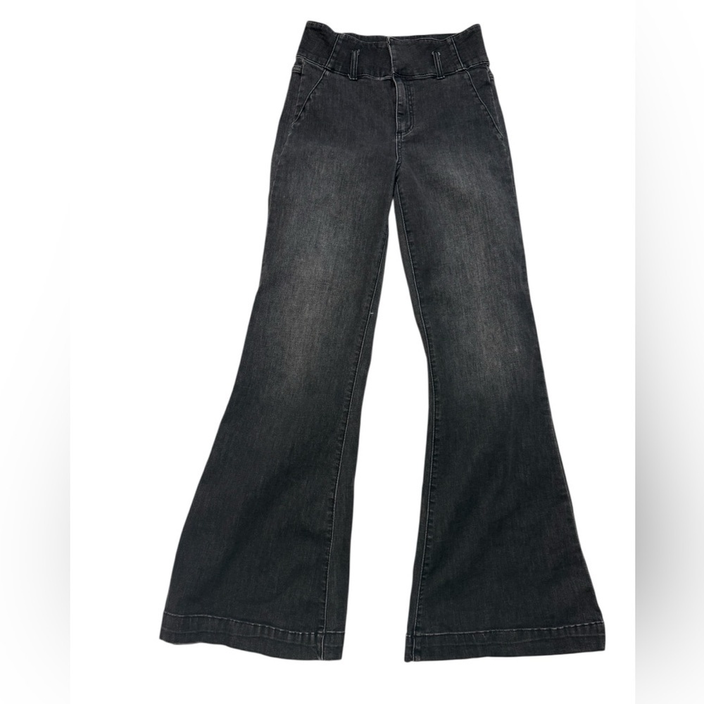 SNEAK PEEK HIGH WAIST TWO BUTTONS WIDE FLARE BLACK JEANS SIZE 7/WAIST 28